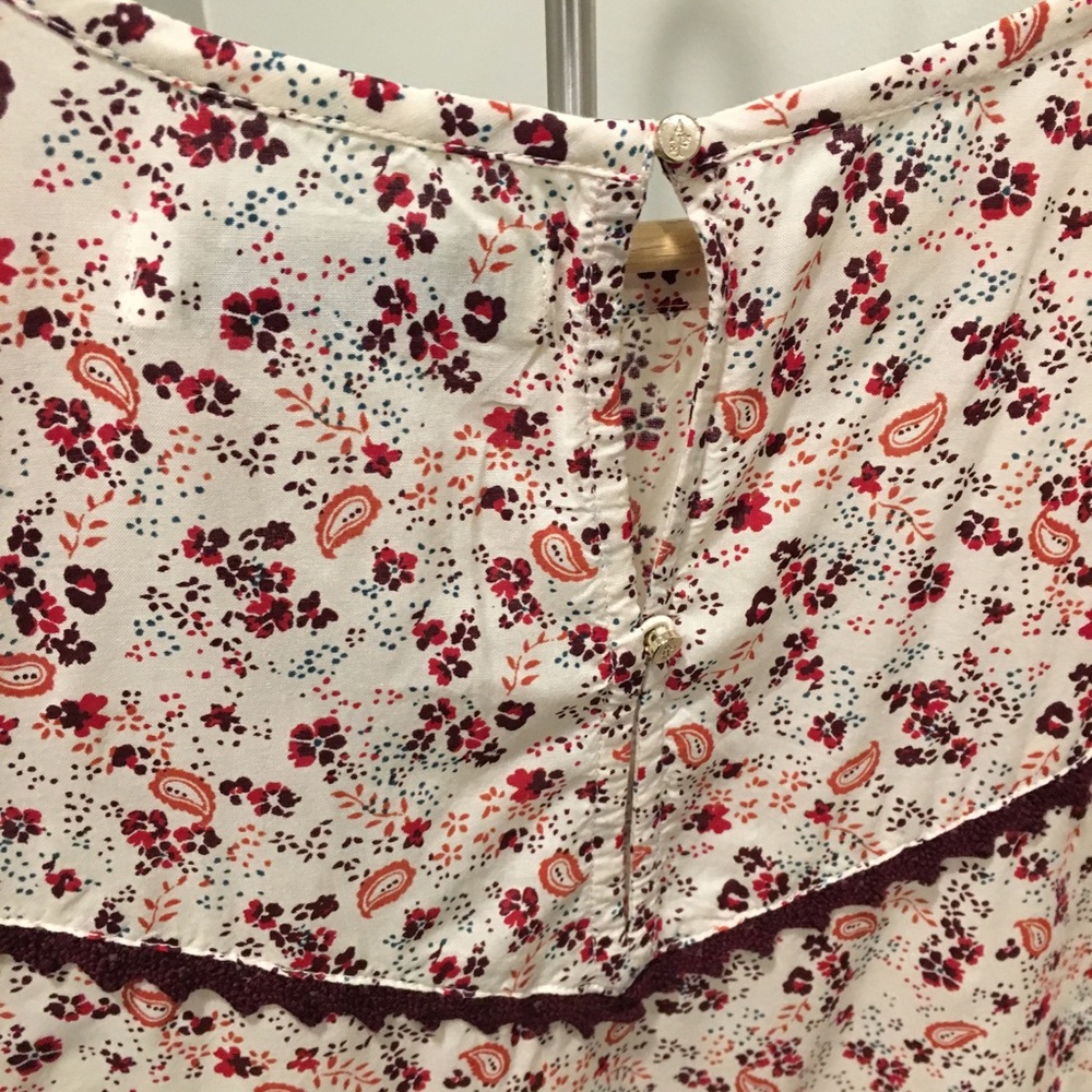 Cute shell blouse - Picture 4 of 6